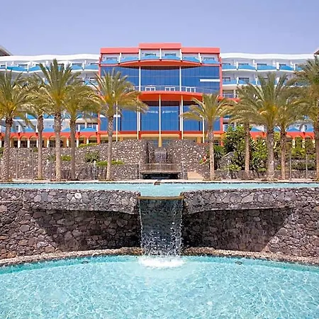 R2 Pajara Otel