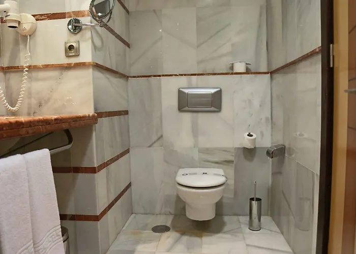 R2 Pajara Hotel