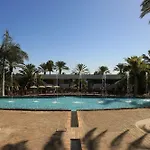 R2 Pajara 4*