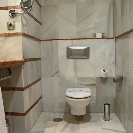 R2 Pajara Hotell